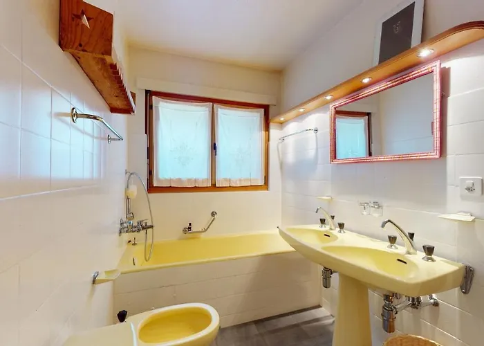 Beautiful In The Center Of With A Large Balcony Crans-Montana